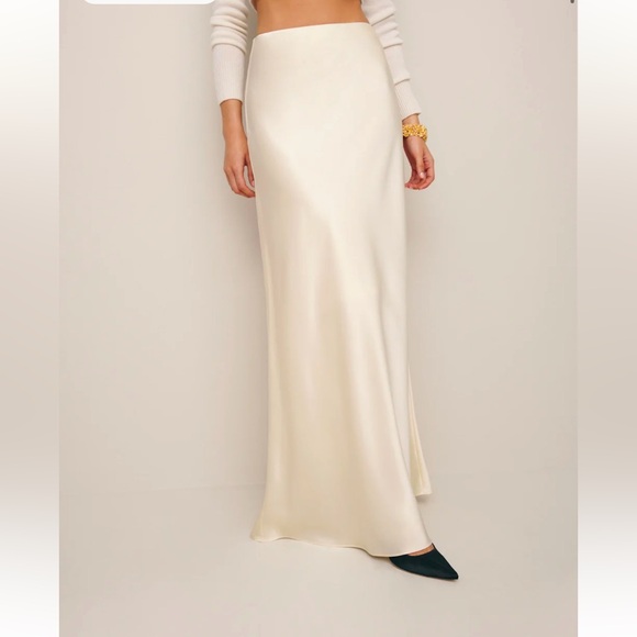 New Reformation Bella Maxi Skirt Fior Di Latte Cream - Picture 2 of 6
